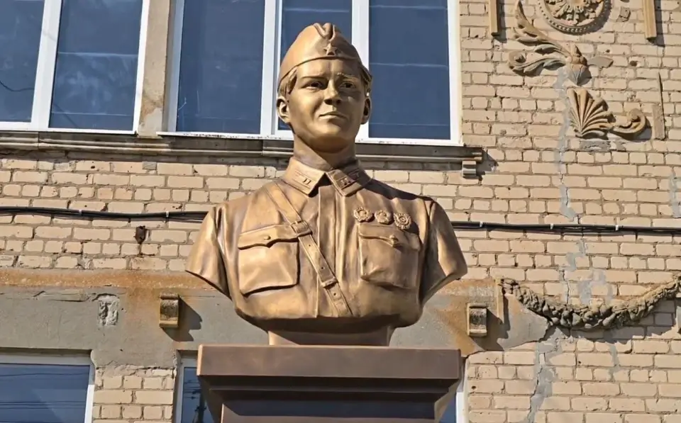 You are currently viewing Знаменитые фамилии. Осипенко П.Д.